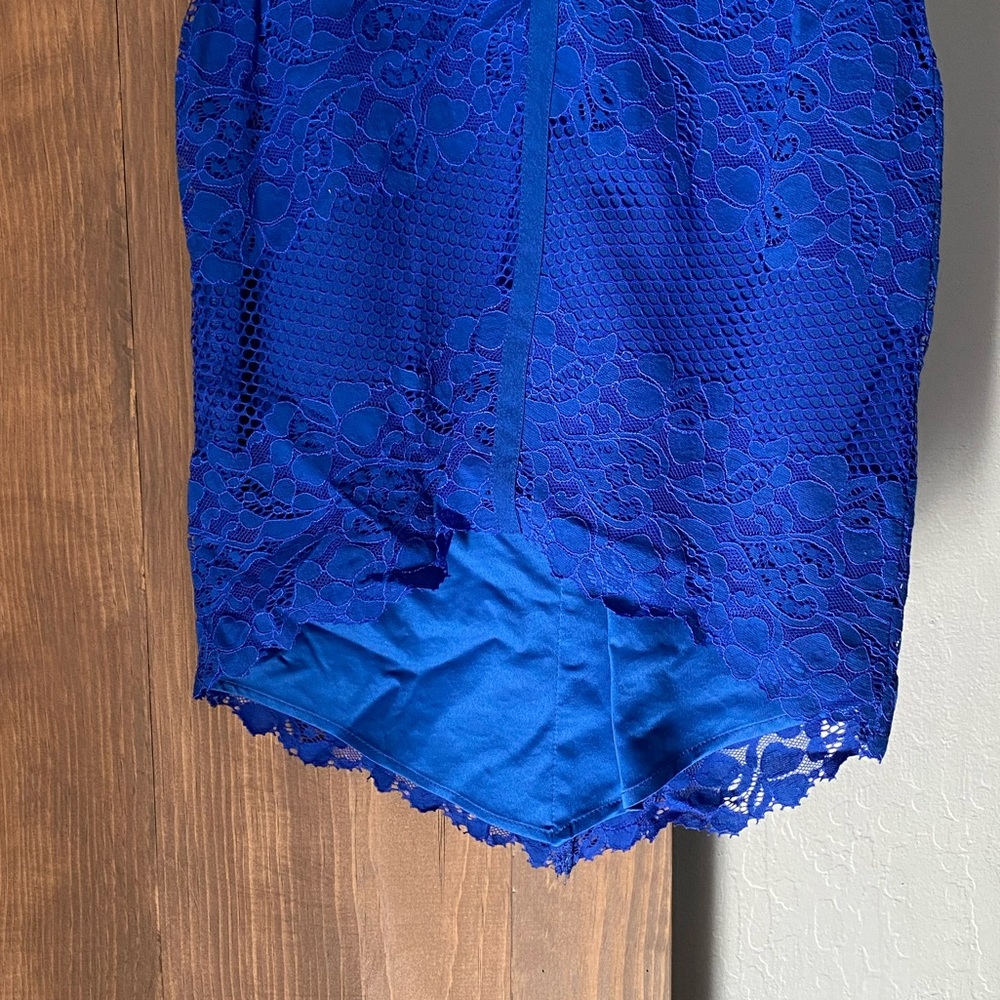 Blue Dress - Picture 3 of 5